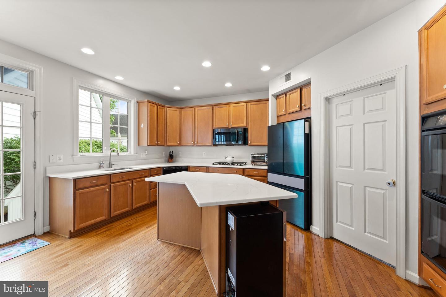 6413 MORVEN PARK LN, GAINESVILLE, Virginia 20155, 4 Bedrooms Bedrooms, ,3 BathroomsBathrooms,Residential,For sale,6413 MORVEN PARK LN,VAPW2097274 MLS # VAPW2097274