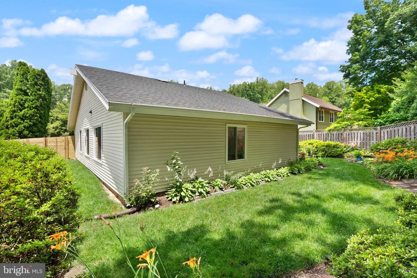 7909 MULBERRY BOTTOM CT, SPRINGFIELD, Virginia 22153, 3 Bedrooms Bedrooms, ,2 BathroomsBathrooms,Residential,For sale,7909 MULBERRY BOTTOM CT,VAFX2248064 MLS # VAFX2248064