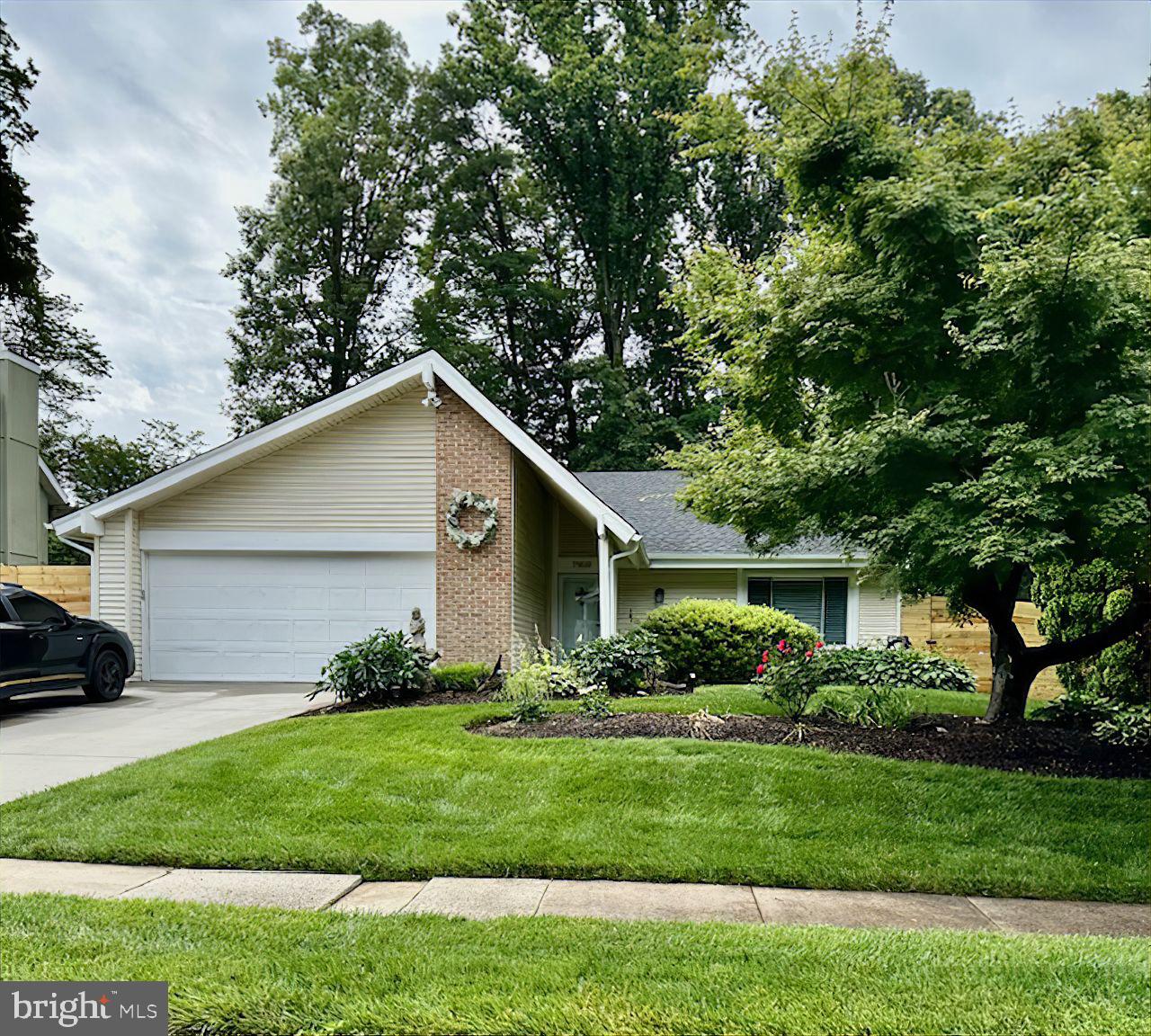 7909 MULBERRY BOTTOM CT, SPRINGFIELD, Virginia 22153, 3 Bedrooms Bedrooms, ,2 BathroomsBathrooms,Residential,For sale,7909 MULBERRY BOTTOM CT,VAFX2248064 MLS # VAFX2248064