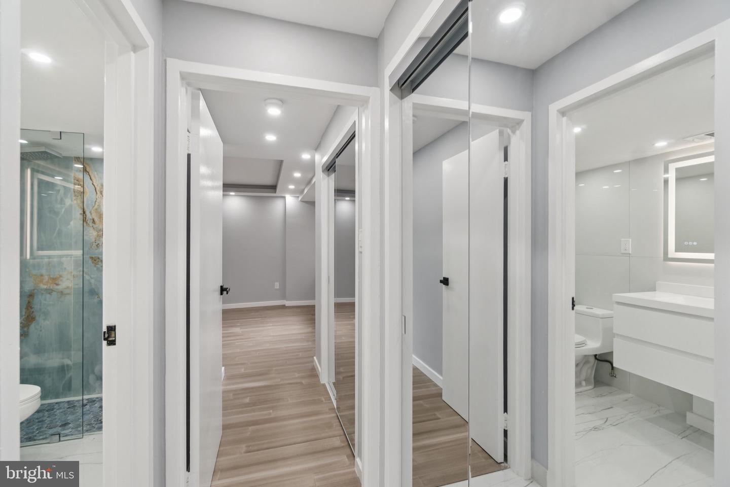 4201 CATHEDRAL AVE NW #122E, WASHINGTON, District Of Columbia 20016, 2 Bedrooms Bedrooms, ,1 BathroomBathrooms,Residential,For sale,4201 CATHEDRAL AVE NW #122E,DCDC2206342 MLS # DCDC2206342