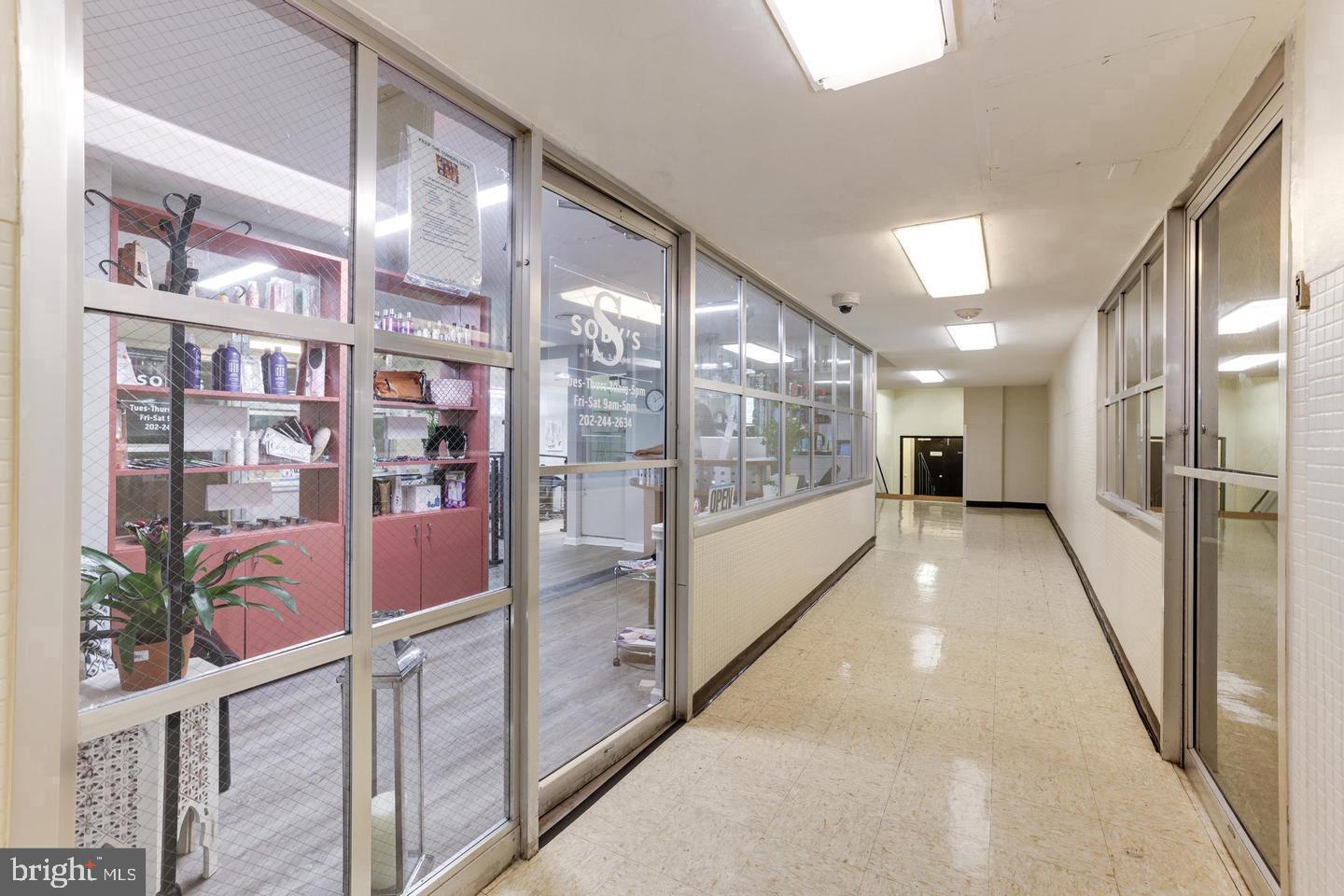 4201 CATHEDRAL AVE NW #122E, WASHINGTON, District Of Columbia 20016, 2 Bedrooms Bedrooms, ,1 BathroomBathrooms,Residential,For sale,4201 CATHEDRAL AVE NW #122E,DCDC2206342 MLS # DCDC2206342