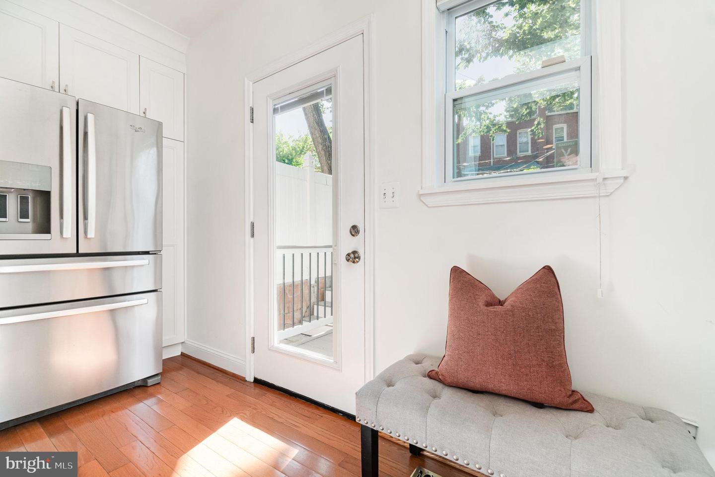 1933 LINCOLN RD NE, WASHINGTON, District Of Columbia 20002, 4 Bedrooms Bedrooms, ,3 BathroomsBathrooms,Residential,For sale,1933 LINCOLN RD NE,DCDC2206366 MLS # DCDC2206366