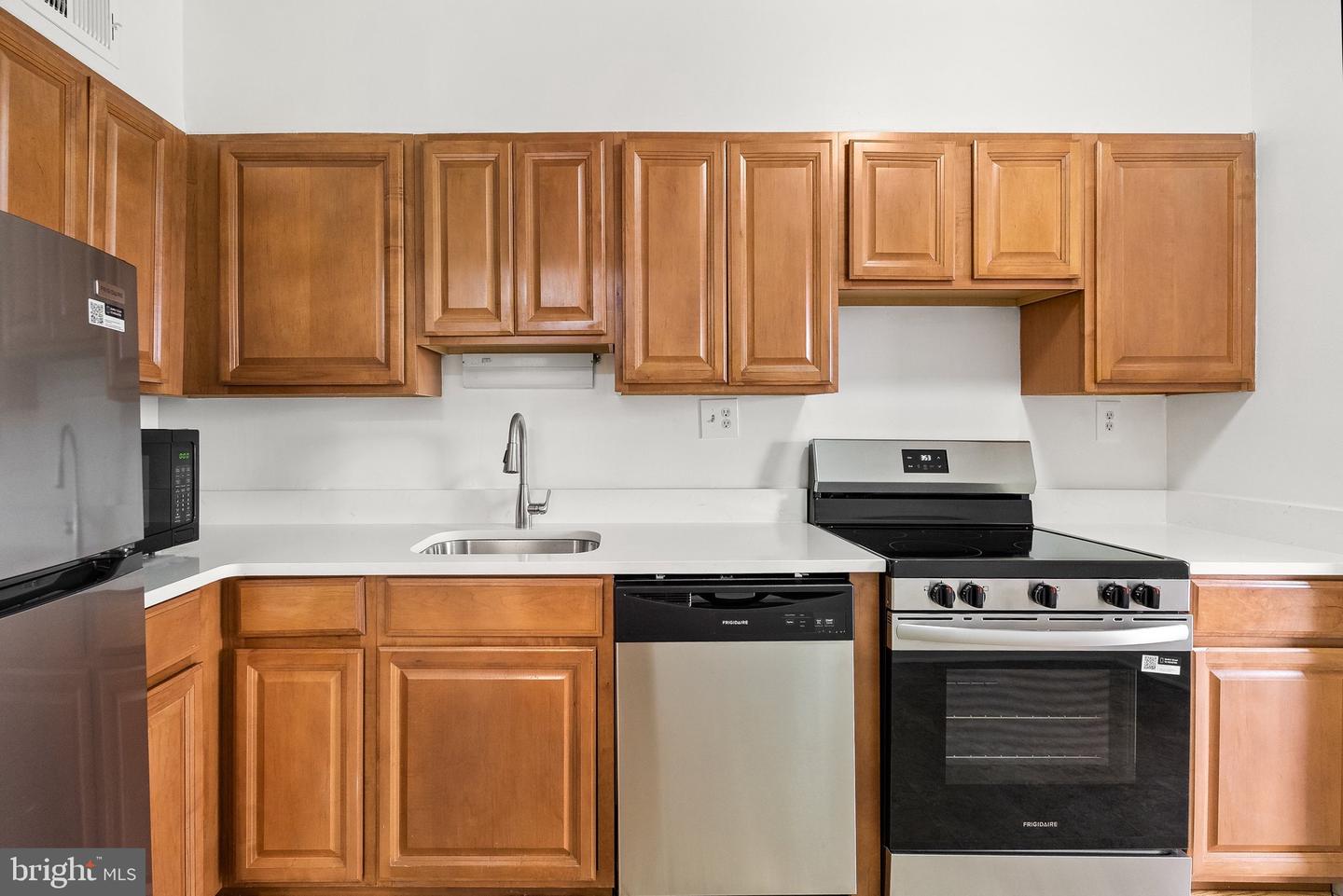 5500 HOLMES RUN PKWY #1119, ALEXANDRIA, Virginia 22304, 1 Bedroom Bedrooms, ,1 BathroomBathrooms,Residential,For sale,5500 HOLMES RUN PKWY #1119,VAAX2046698 MLS # VAAX2046698