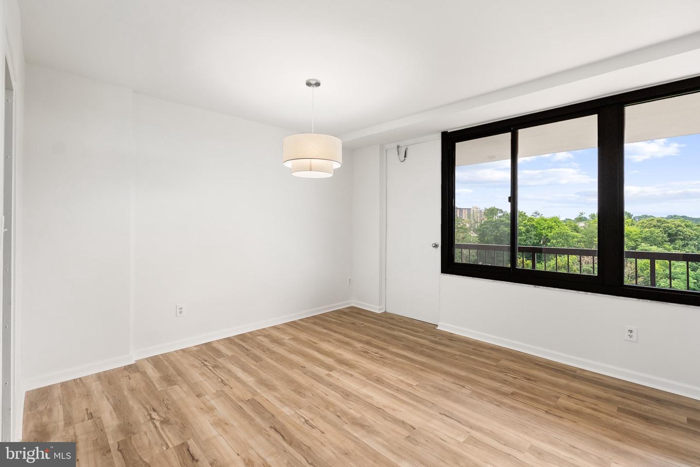 5500 HOLMES RUN PKWY #1119, ALEXANDRIA, Virginia 22304, 1 Bedroom Bedrooms, ,1 BathroomBathrooms,Residential,For sale,5500 HOLMES RUN PKWY #1119,VAAX2046698 MLS # VAAX2046698