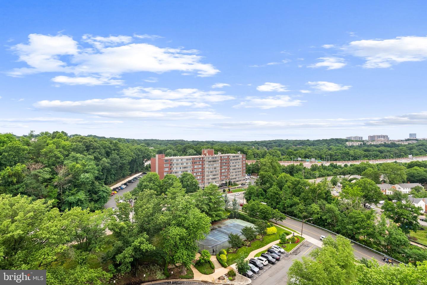 5500 HOLMES RUN PKWY #1119, ALEXANDRIA, Virginia 22304, 1 Bedroom Bedrooms, ,1 BathroomBathrooms,Residential,For sale,5500 HOLMES RUN PKWY #1119,VAAX2046698 MLS # VAAX2046698