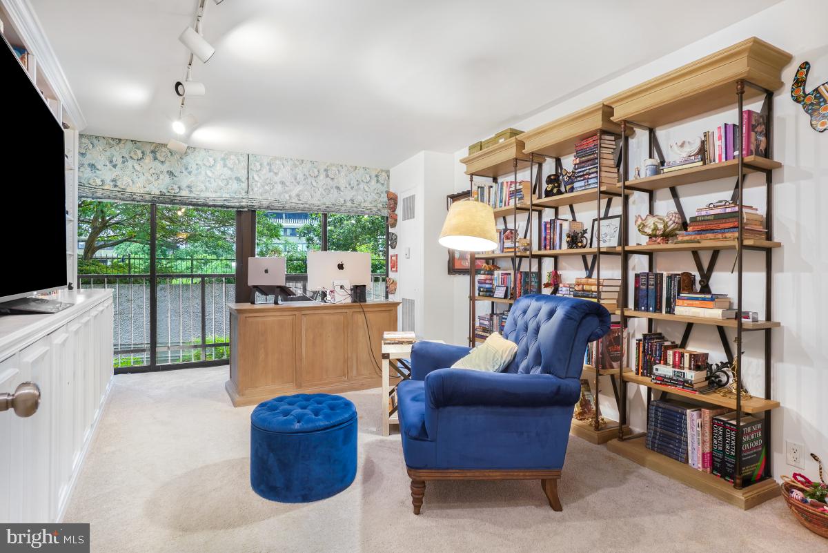 700 NEW HAMPSHIRE AVE NW #116, WASHINGTON, District Of Columbia 20037, 2 Bedrooms Bedrooms, ,2 BathroomsBathrooms,Residential,For sale,700 NEW HAMPSHIRE AVE NW #116,DCDC2206488 MLS # DCDC2206488