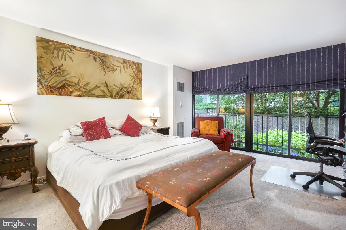 700 NEW HAMPSHIRE AVE NW #116, WASHINGTON, District Of Columbia 20037, 2 Bedrooms Bedrooms, ,2 BathroomsBathrooms,Residential,For sale,700 NEW HAMPSHIRE AVE NW #116,DCDC2206488 MLS # DCDC2206488