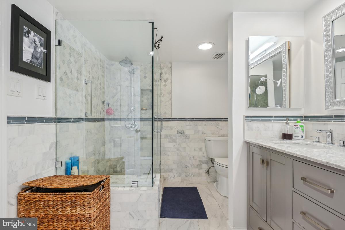 700 NEW HAMPSHIRE AVE NW #116, WASHINGTON, District Of Columbia 20037, 2 Bedrooms Bedrooms, ,2 BathroomsBathrooms,Residential,For sale,700 NEW HAMPSHIRE AVE NW #116,DCDC2206488 MLS # DCDC2206488