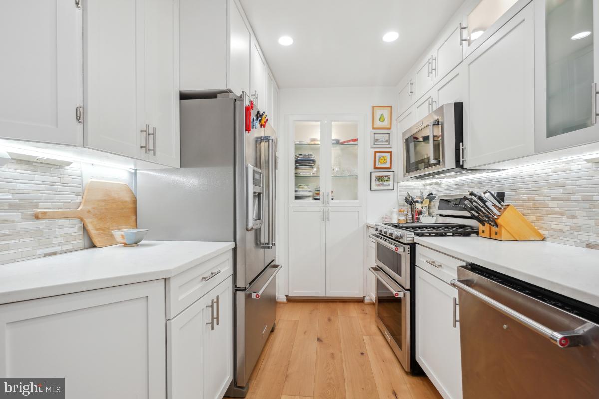 700 NEW HAMPSHIRE AVE NW #116, WASHINGTON, District Of Columbia 20037, 2 Bedrooms Bedrooms, ,2 BathroomsBathrooms,Residential,For sale,700 NEW HAMPSHIRE AVE NW #116,DCDC2206488 MLS # DCDC2206488
