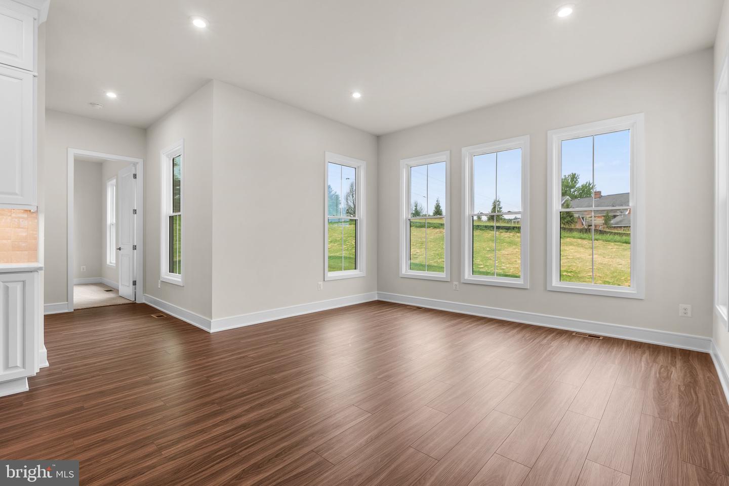 14864 HUBER PL, WATERFORD, Virginia 20197, 5 Bedrooms Bedrooms, ,5 BathroomsBathrooms,Residential,For sale,14864 HUBER PL,VALO2100102 MLS # VALO2100102