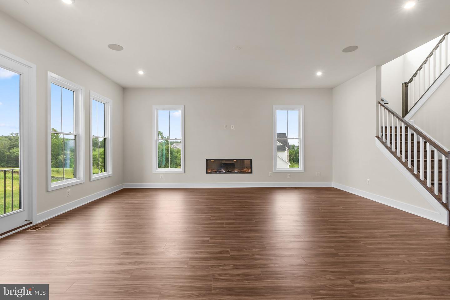 14864 HUBER PL, WATERFORD, Virginia 20197, 5 Bedrooms Bedrooms, ,5 BathroomsBathrooms,Residential,For sale,14864 HUBER PL,VALO2100102 MLS # VALO2100102