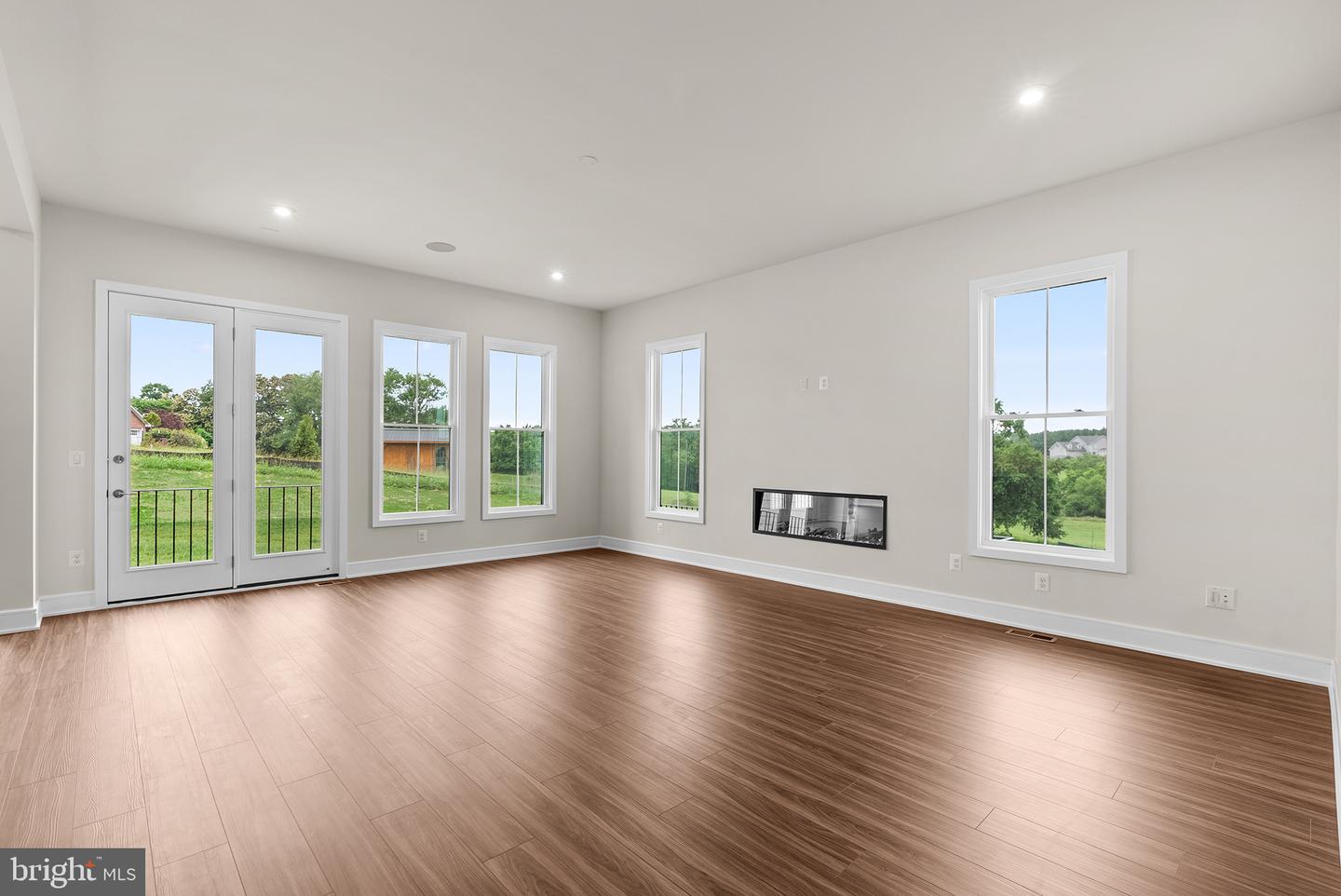 14864 HUBER PL, WATERFORD, Virginia 20197, 5 Bedrooms Bedrooms, ,5 BathroomsBathrooms,Residential,For sale,14864 HUBER PL,VALO2100102 MLS # VALO2100102