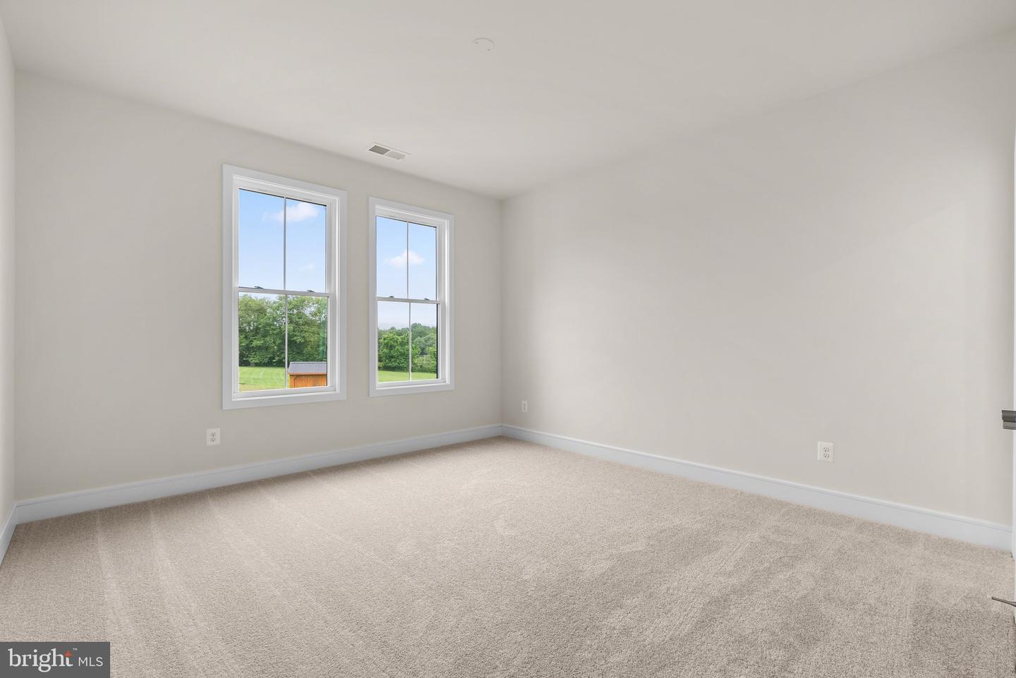 14864 HUBER PL, WATERFORD, Virginia 20197, 5 Bedrooms Bedrooms, ,5 BathroomsBathrooms,Residential,For sale,14864 HUBER PL,VALO2100102 MLS # VALO2100102