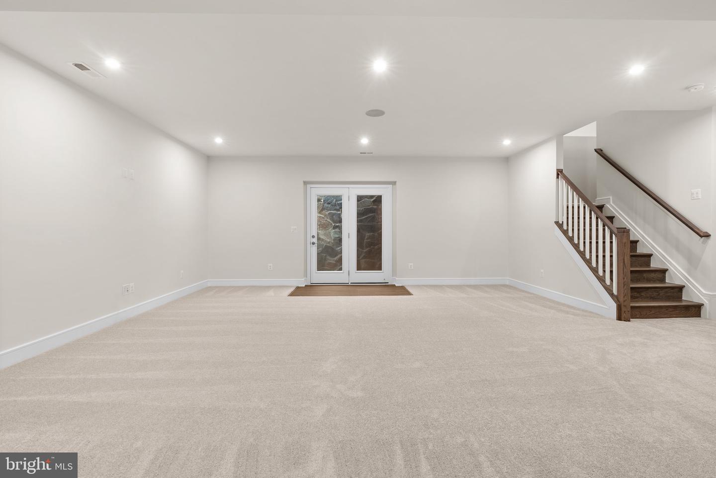 14864 HUBER PL, WATERFORD, Virginia 20197, 5 Bedrooms Bedrooms, ,5 BathroomsBathrooms,Residential,For sale,14864 HUBER PL,VALO2100102 MLS # VALO2100102