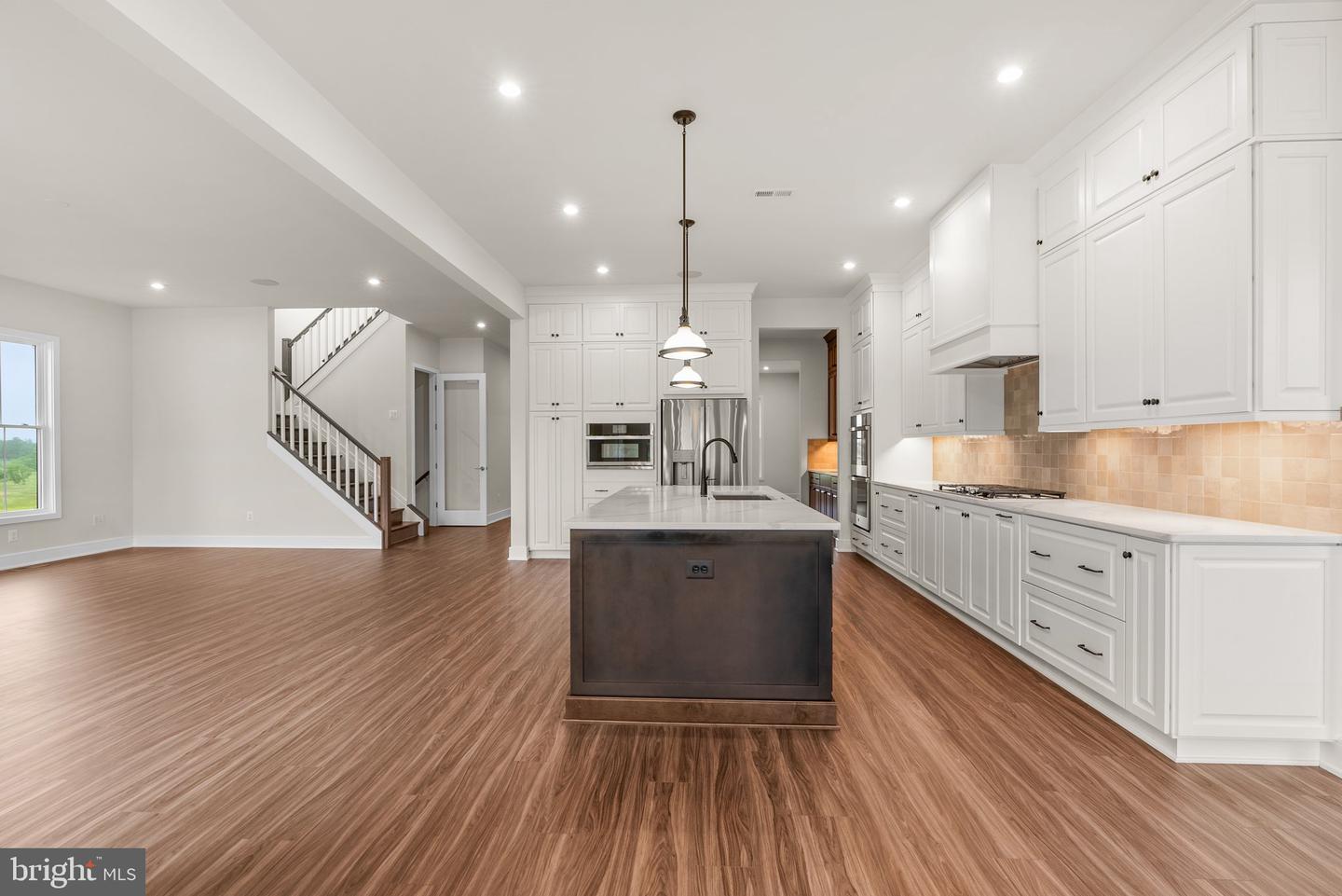 14864 HUBER PL, WATERFORD, Virginia 20197, 5 Bedrooms Bedrooms, ,5 BathroomsBathrooms,Residential,For sale,14864 HUBER PL,VALO2100102 MLS # VALO2100102