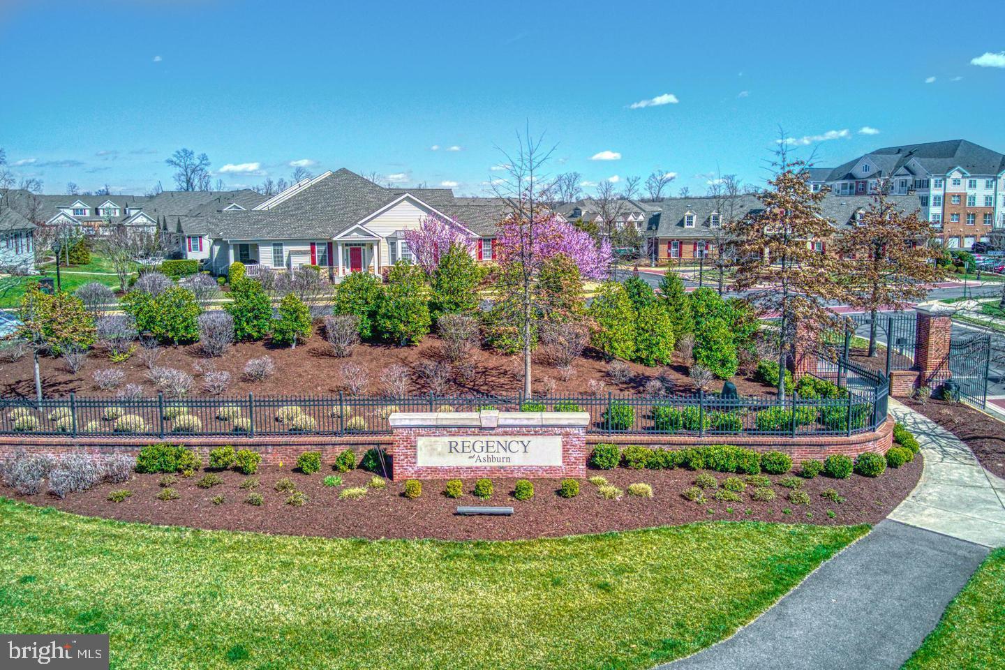 44589 YORK CREST TER #406, ASHBURN, Virginia 20147, 3 Bedrooms Bedrooms, ,2 BathroomsBathrooms,Residential,For sale,44589 YORK CREST TER #406,VALO2100120 MLS # VALO2100120