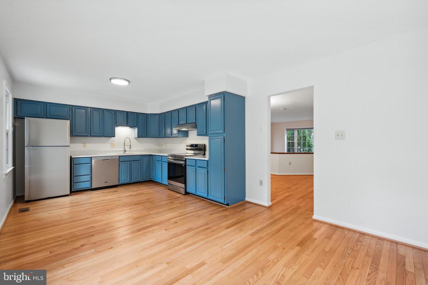 2880 KELLY SQ, VIENNA, Virginia 22181, 3 Bedrooms Bedrooms, ,2 BathroomsBathrooms,Residential,For sale,2880 KELLY SQ,VAFX2247972 MLS # VAFX2247972