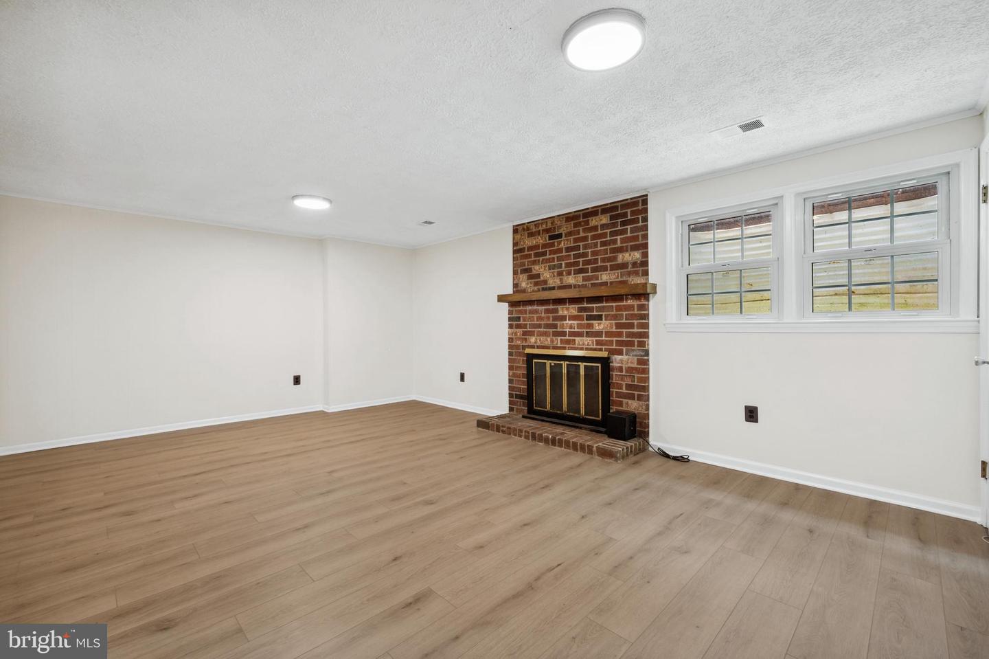 2880 KELLY SQ, VIENNA, Virginia 22181, 3 Bedrooms Bedrooms, ,2 BathroomsBathrooms,Residential,For sale,2880 KELLY SQ,VAFX2247972 MLS # VAFX2247972