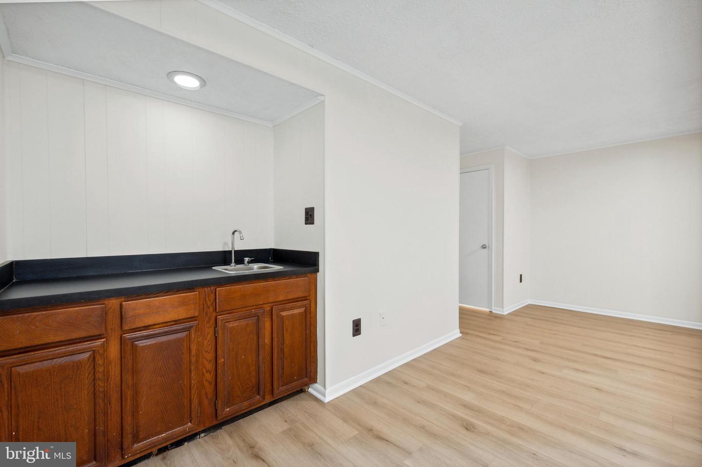 2880 KELLY SQ, VIENNA, Virginia 22181, 3 Bedrooms Bedrooms, ,2 BathroomsBathrooms,Residential,For sale,2880 KELLY SQ,VAFX2247972 MLS # VAFX2247972