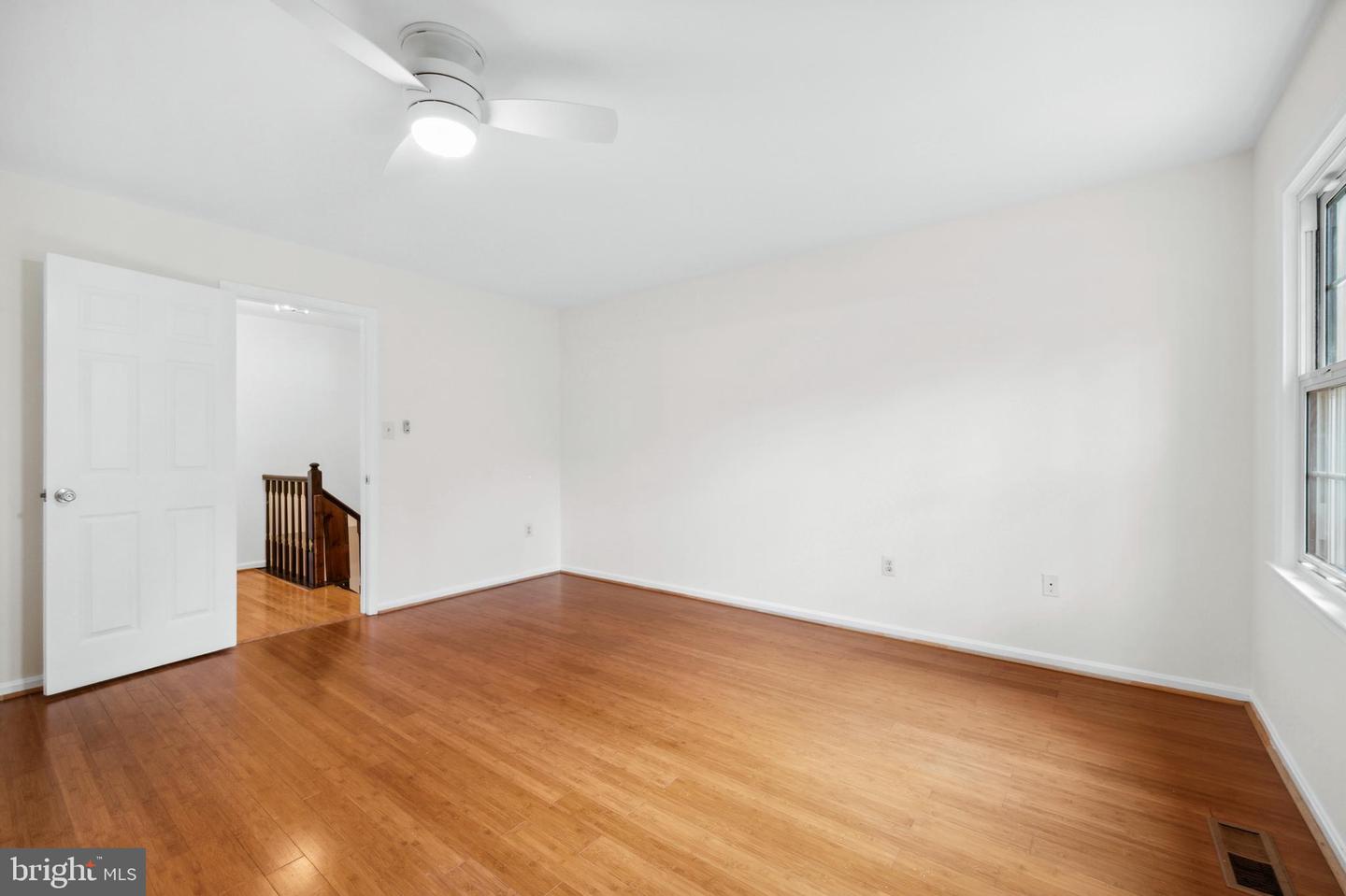 2880 KELLY SQ, VIENNA, Virginia 22181, 3 Bedrooms Bedrooms, ,2 BathroomsBathrooms,Residential,For sale,2880 KELLY SQ,VAFX2247972 MLS # VAFX2247972