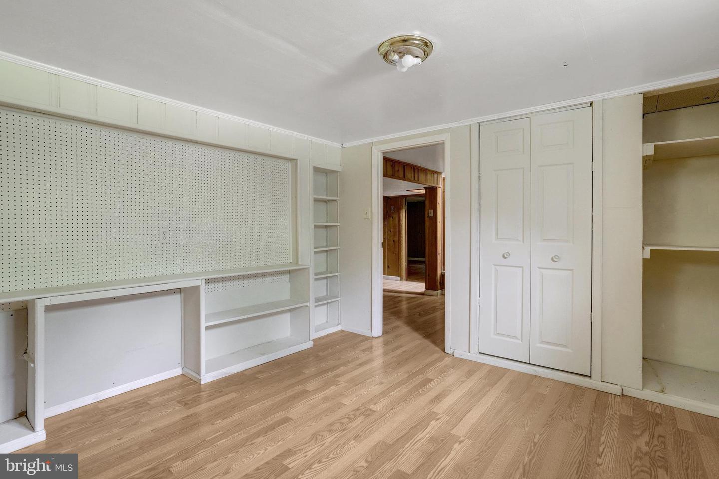 6005 FREDERICK ST, SPRINGFIELD, Virginia 22150, 5 Bedrooms Bedrooms, ,2 BathroomsBathrooms,Residential,For sale,6005 FREDERICK ST,VAFX2247974 MLS # VAFX2247974