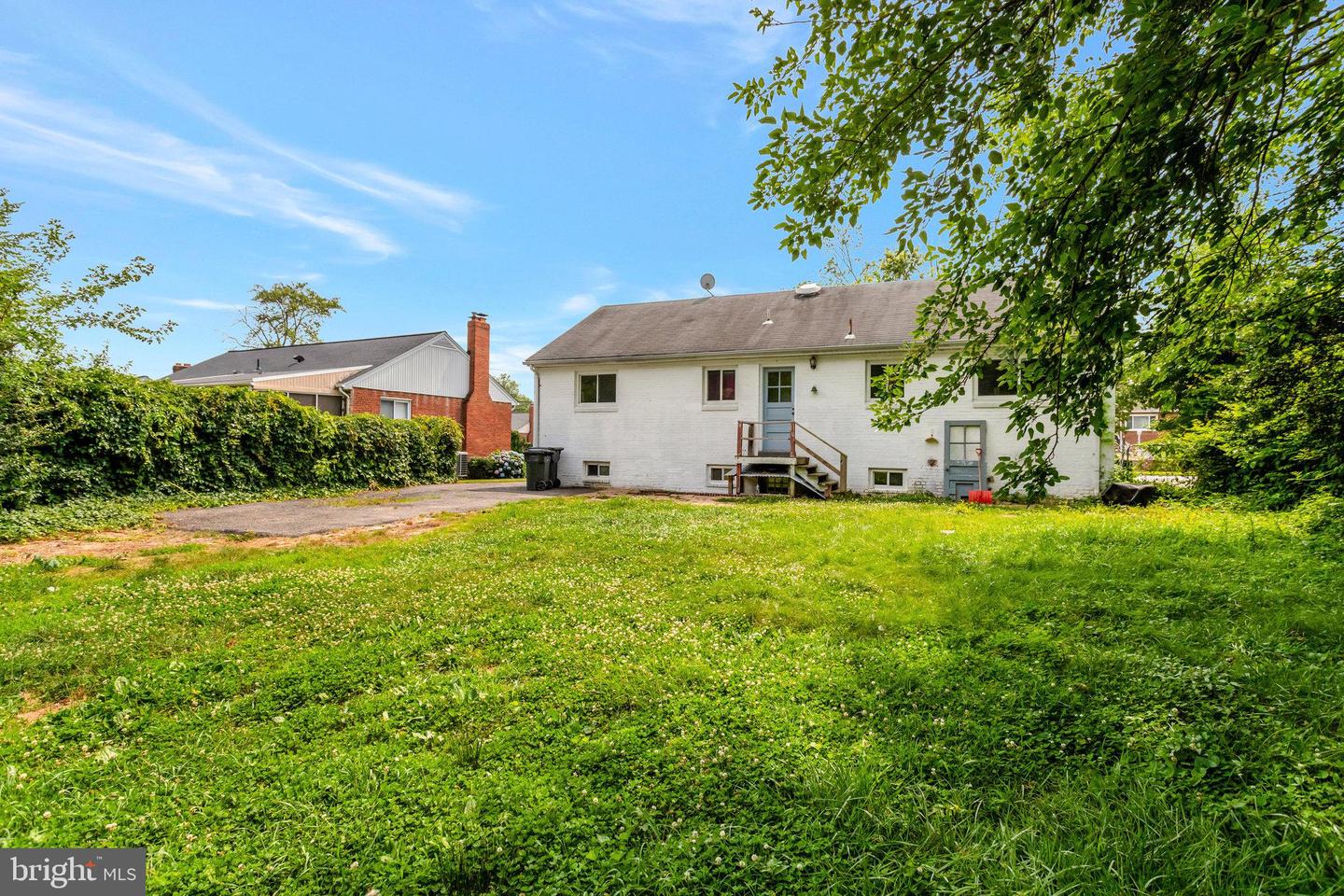 6005 FREDERICK ST, SPRINGFIELD, Virginia 22150, 5 Bedrooms Bedrooms, ,2 BathroomsBathrooms,Residential,For sale,6005 FREDERICK ST,VAFX2247974 MLS # VAFX2247974