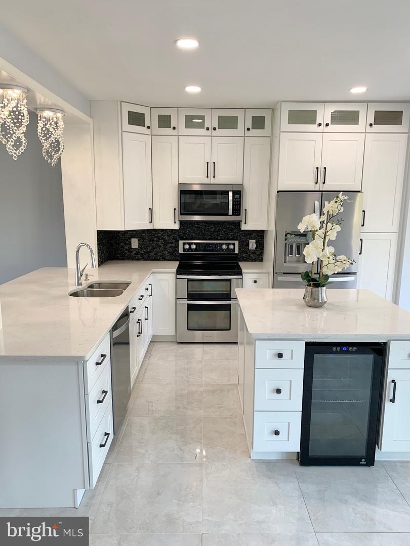 14535 PITTMAN CT, CENTREVILLE, Virginia 20121, 3 Bedrooms Bedrooms, ,2 BathroomsBathrooms,Residential,For sale,14535 PITTMAN CT,VAFX2248076 MLS # VAFX2248076