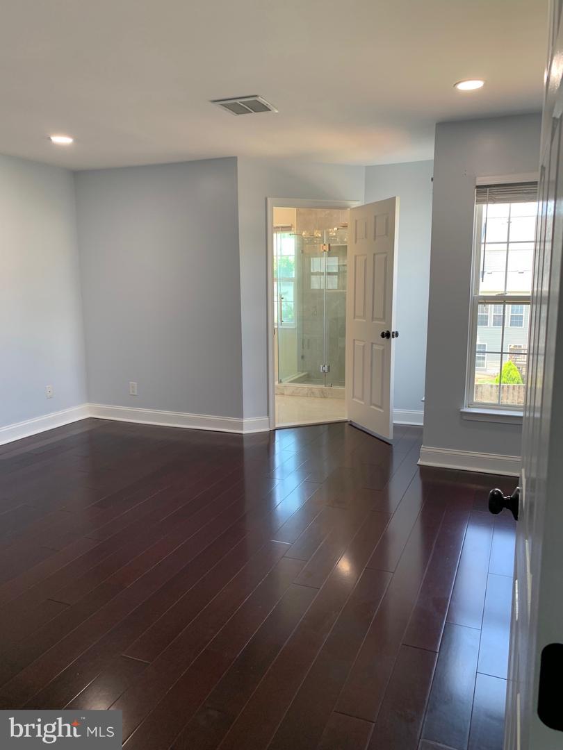 14535 PITTMAN CT, CENTREVILLE, Virginia 20121, 3 Bedrooms Bedrooms, ,2 BathroomsBathrooms,Residential,For sale,14535 PITTMAN CT,VAFX2248076 MLS # VAFX2248076