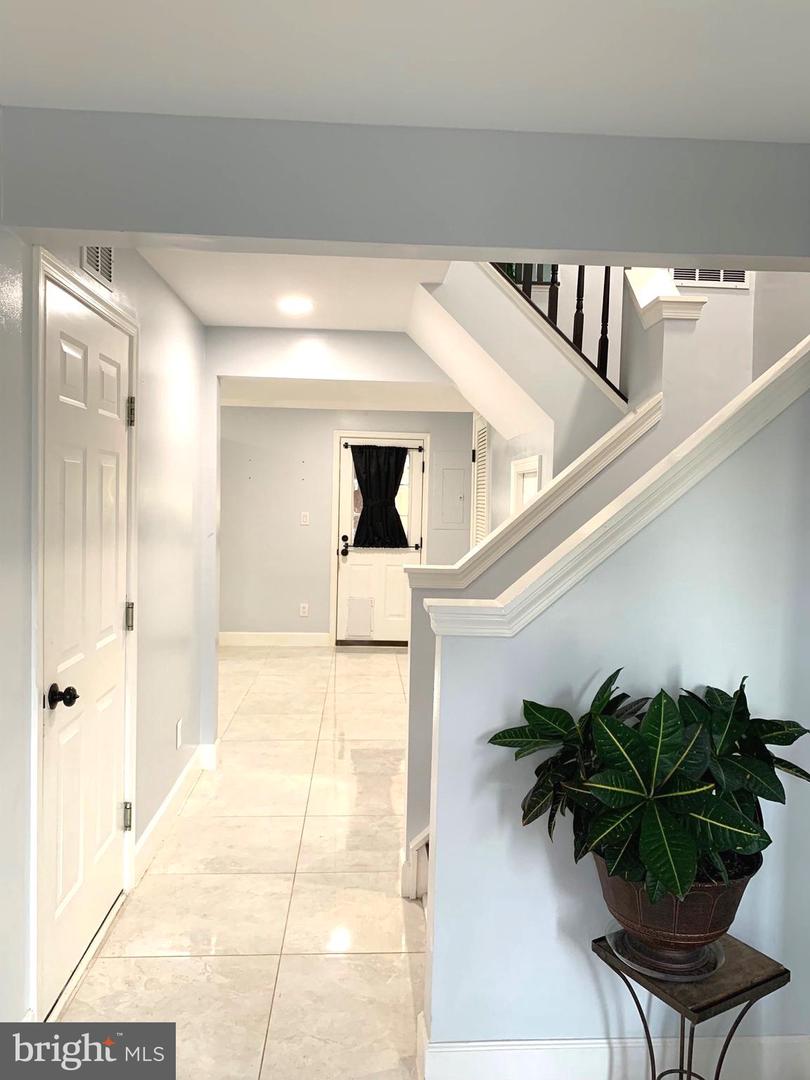 14535 PITTMAN CT, CENTREVILLE, Virginia 20121, 3 Bedrooms Bedrooms, ,2 BathroomsBathrooms,Residential,For sale,14535 PITTMAN CT,VAFX2248076 MLS # VAFX2248076