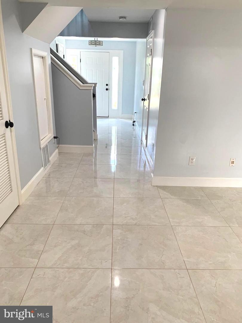 14535 PITTMAN CT, CENTREVILLE, Virginia 20121, 3 Bedrooms Bedrooms, ,2 BathroomsBathrooms,Residential,For sale,14535 PITTMAN CT,VAFX2248076 MLS # VAFX2248076