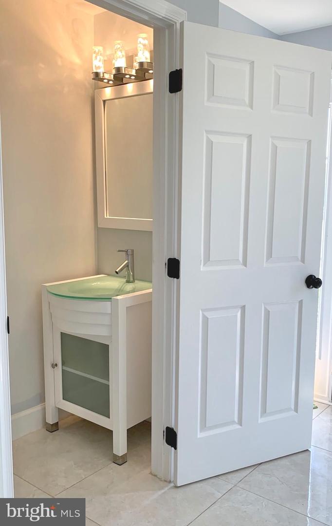 14535 PITTMAN CT, CENTREVILLE, Virginia 20121, 3 Bedrooms Bedrooms, ,2 BathroomsBathrooms,Residential,For sale,14535 PITTMAN CT,VAFX2248076 MLS # VAFX2248076