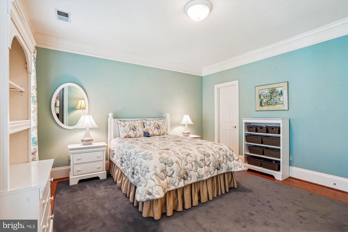9858 PALACE GREEN WAY, VIENNA, Virginia 22181, 4 Bedrooms Bedrooms, ,4 BathroomsBathrooms,Residential,For sale,9858 PALACE GREEN WAY,VAFX2248128 MLS # VAFX2248128