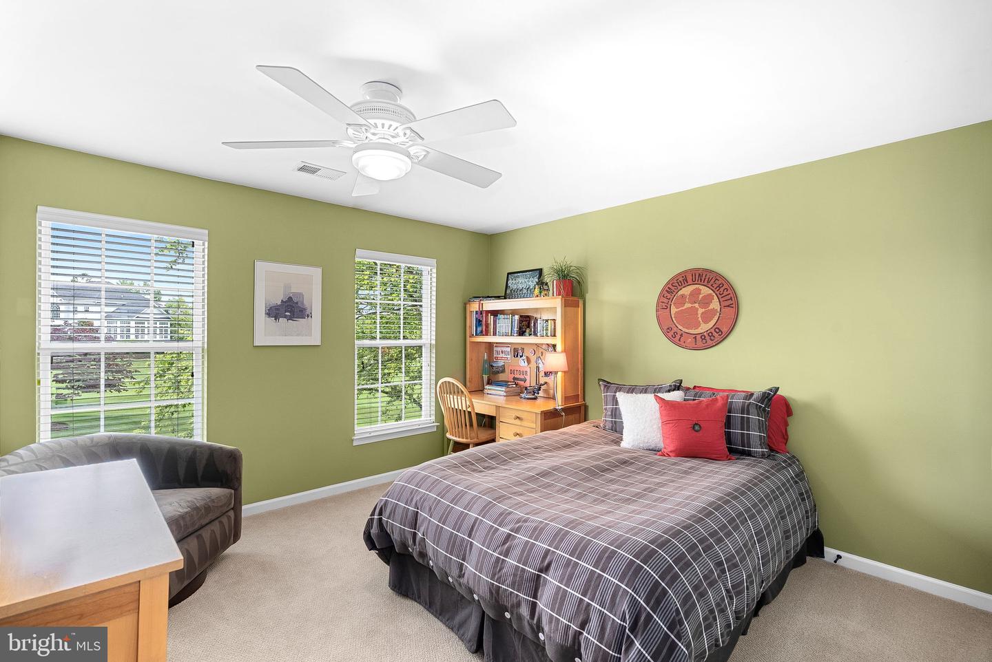 36453 DWYER CT, ROUND HILL, Virginia 20141, 4 Bedrooms Bedrooms, ,4 BathroomsBathrooms,Residential,For sale,36453 DWYER CT,VALO2099820 MLS # VALO2099820