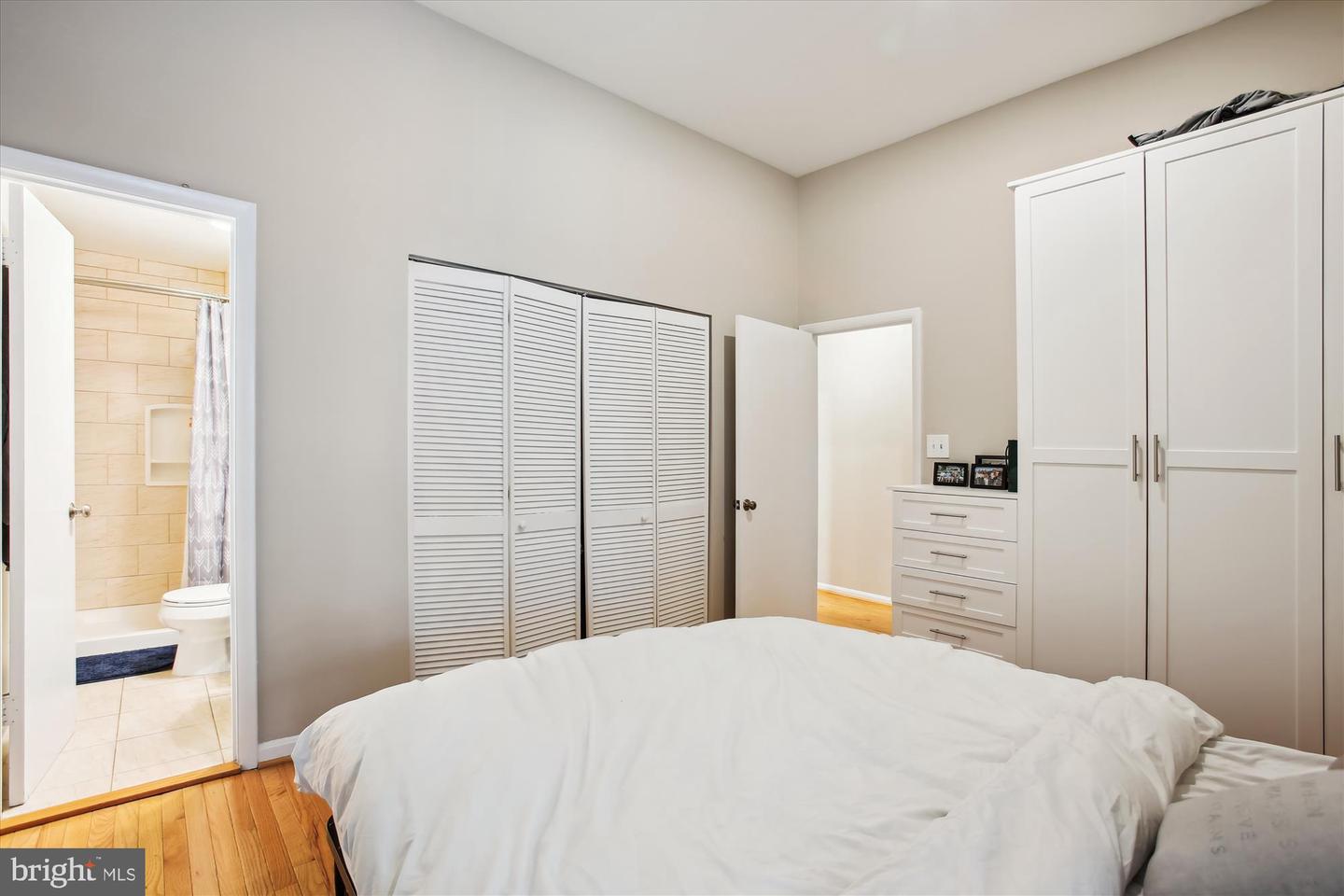 2117 N ST NW #2, WASHINGTON, District Of Columbia 20037, 2 Bedrooms Bedrooms, ,2 BathroomsBathrooms,Residential,For sale,2117 N ST NW #2,DCDC2206256 MLS # DCDC2206256