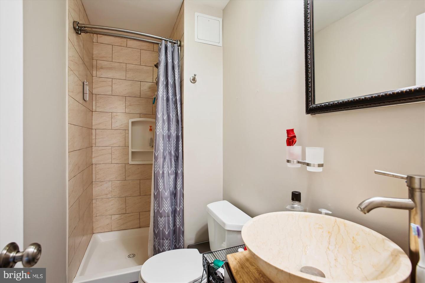 2117 N ST NW #2, WASHINGTON, District Of Columbia 20037, 2 Bedrooms Bedrooms, ,2 BathroomsBathrooms,Residential,For sale,2117 N ST NW #2,DCDC2206256 MLS # DCDC2206256