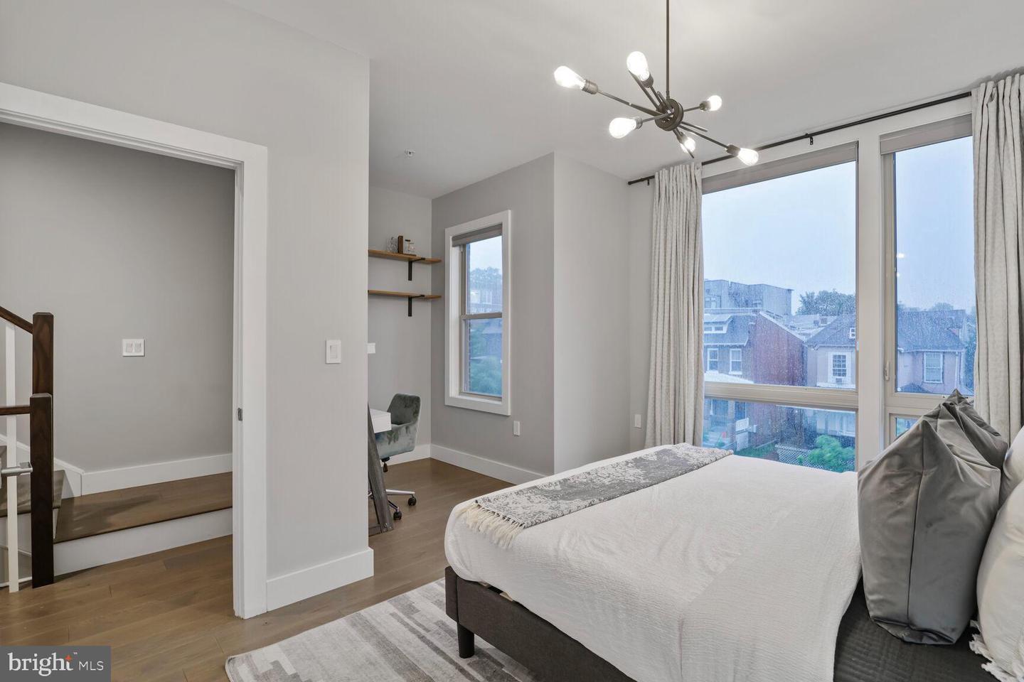 215 RANDOLPH PL NE #2, WASHINGTON, District Of Columbia 20002, 2 Bedrooms Bedrooms, ,2 BathroomsBathrooms,Residential,For sale,215 RANDOLPH PL NE #2,DCDC2206264 MLS # DCDC2206264