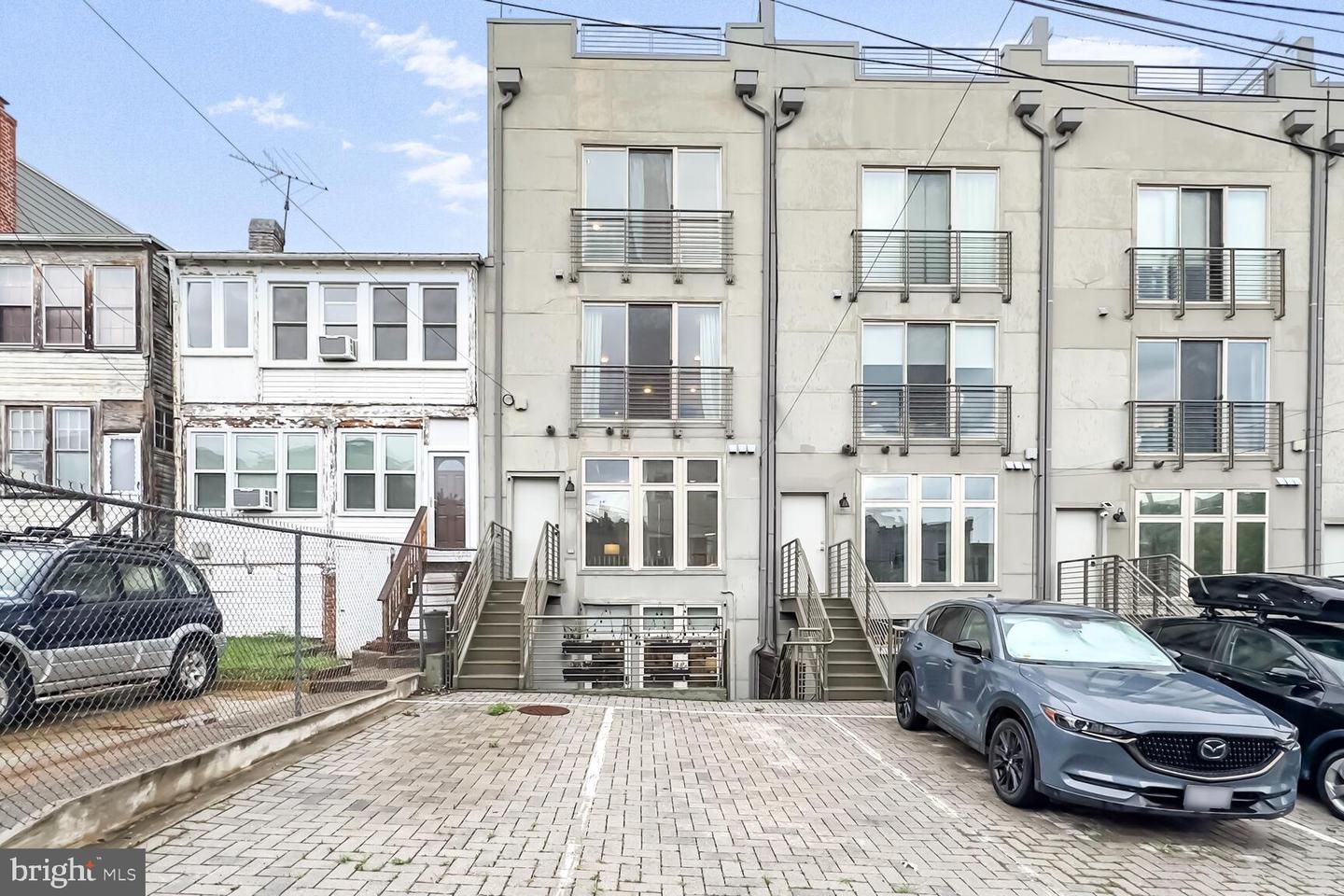 215 RANDOLPH PL NE #2, WASHINGTON, District Of Columbia 20002, 2 Bedrooms Bedrooms, ,2 BathroomsBathrooms,Residential,For sale,215 RANDOLPH PL NE #2,DCDC2206264 MLS # DCDC2206264