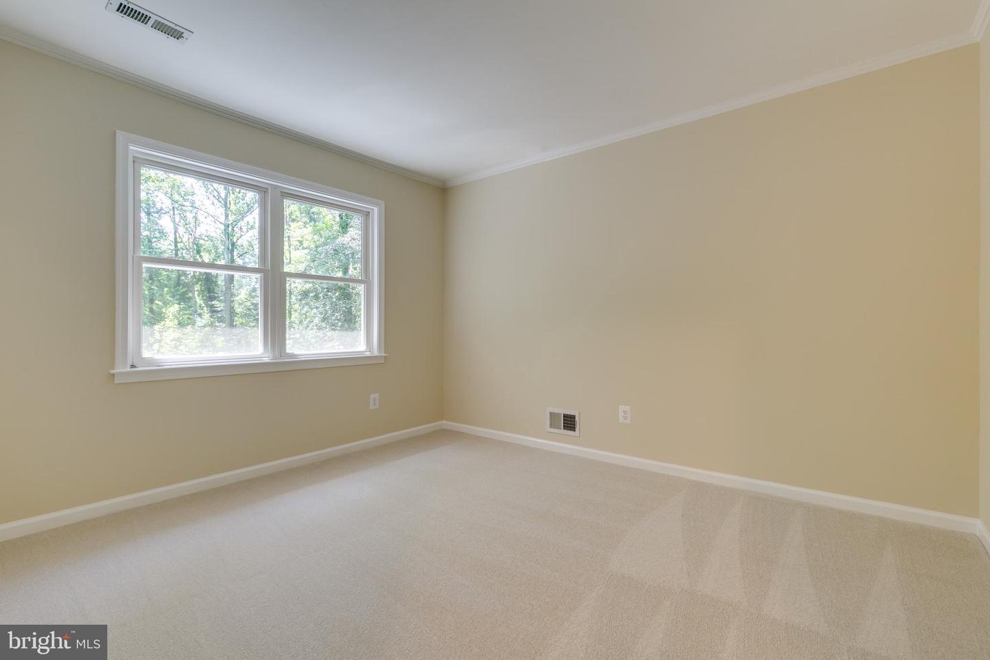 7007 BARNACLE PL, BURKE, Virginia 22015, 4 Bedrooms Bedrooms, ,2 BathroomsBathrooms,Residential,For sale,7007 BARNACLE PL,VAFX2248256 MLS # VAFX2248256