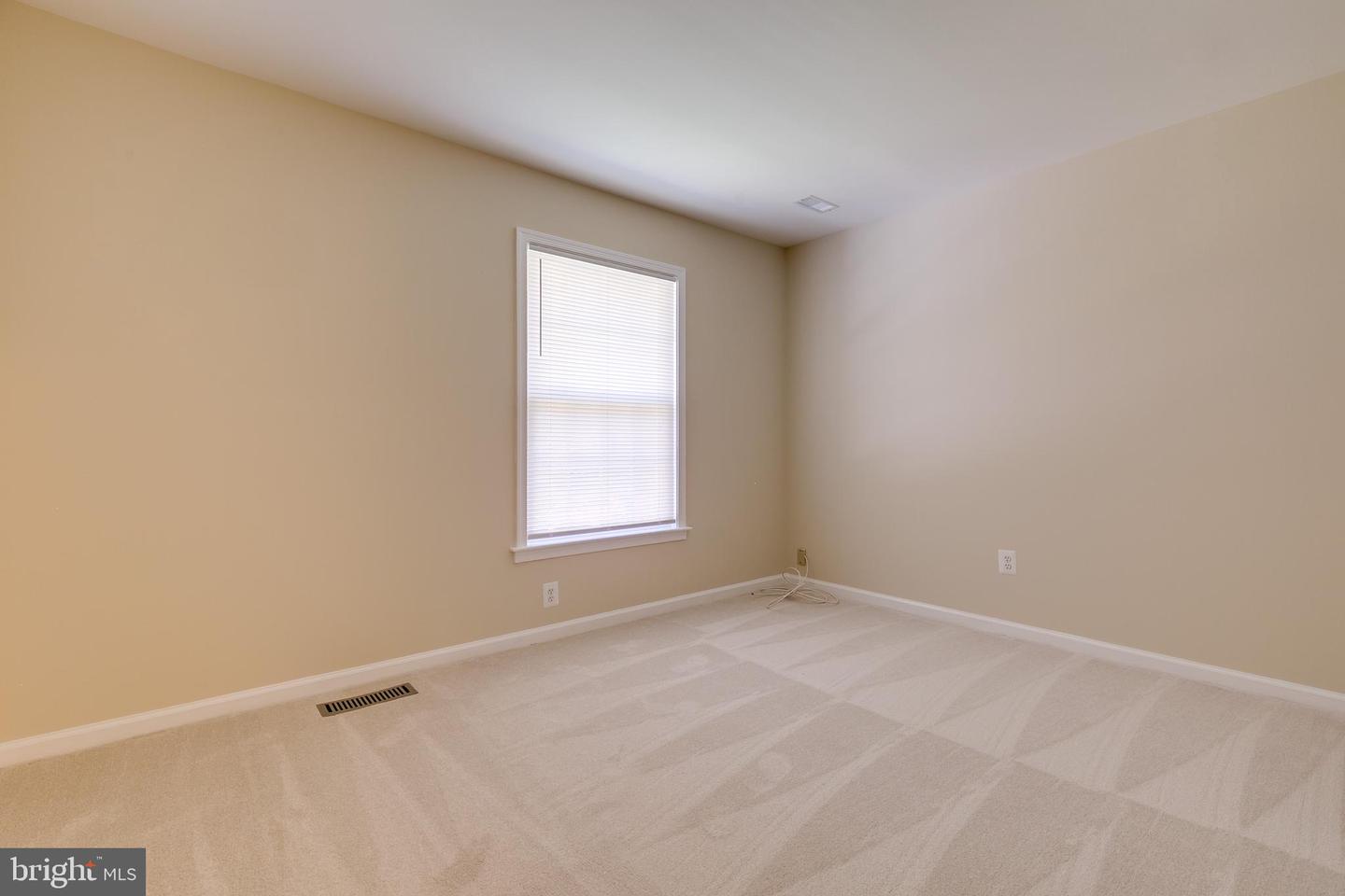 7007 BARNACLE PL, BURKE, Virginia 22015, 4 Bedrooms Bedrooms, ,2 BathroomsBathrooms,Residential,For sale,7007 BARNACLE PL,VAFX2248256 MLS # VAFX2248256