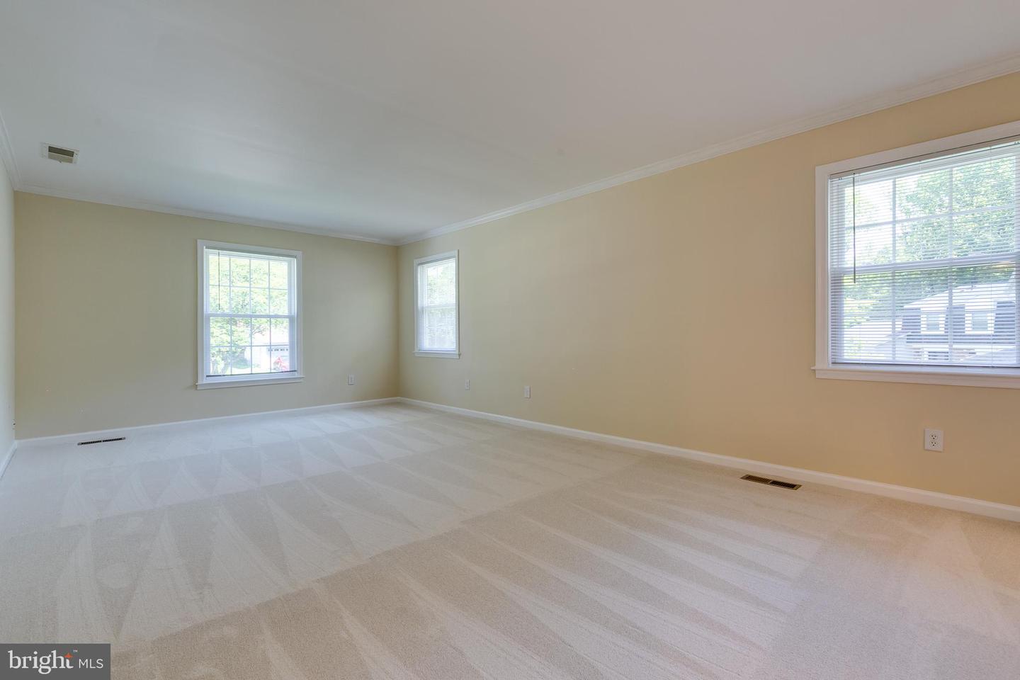 7007 BARNACLE PL, BURKE, Virginia 22015, 4 Bedrooms Bedrooms, ,2 BathroomsBathrooms,Residential,For sale,7007 BARNACLE PL,VAFX2248256 MLS # VAFX2248256