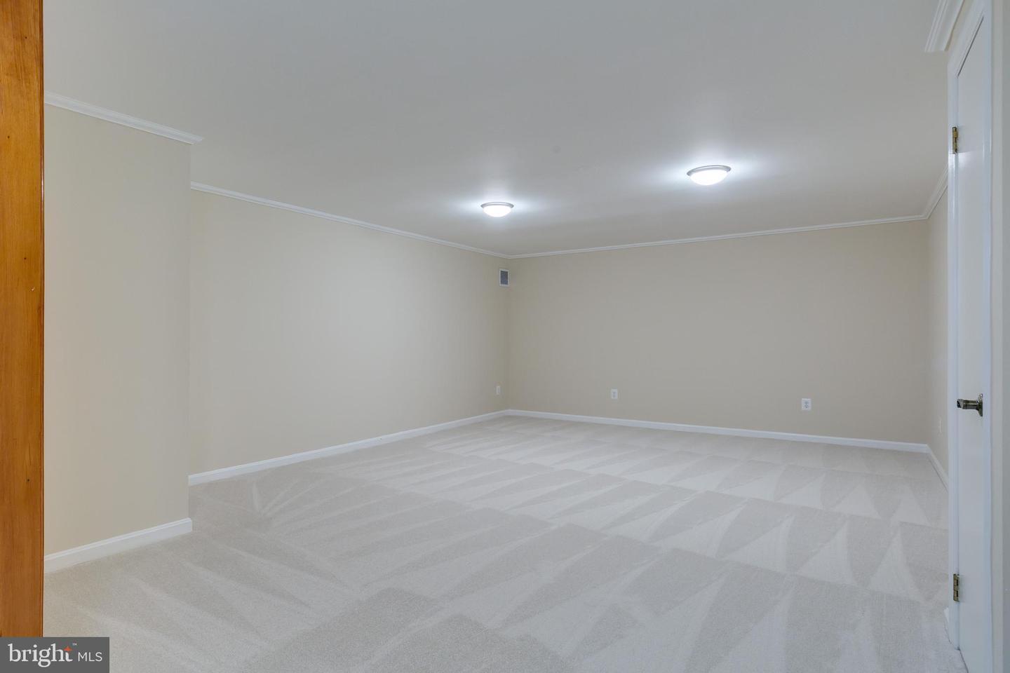 7007 BARNACLE PL, BURKE, Virginia 22015, 4 Bedrooms Bedrooms, ,2 BathroomsBathrooms,Residential,For sale,7007 BARNACLE PL,VAFX2248256 MLS # VAFX2248256