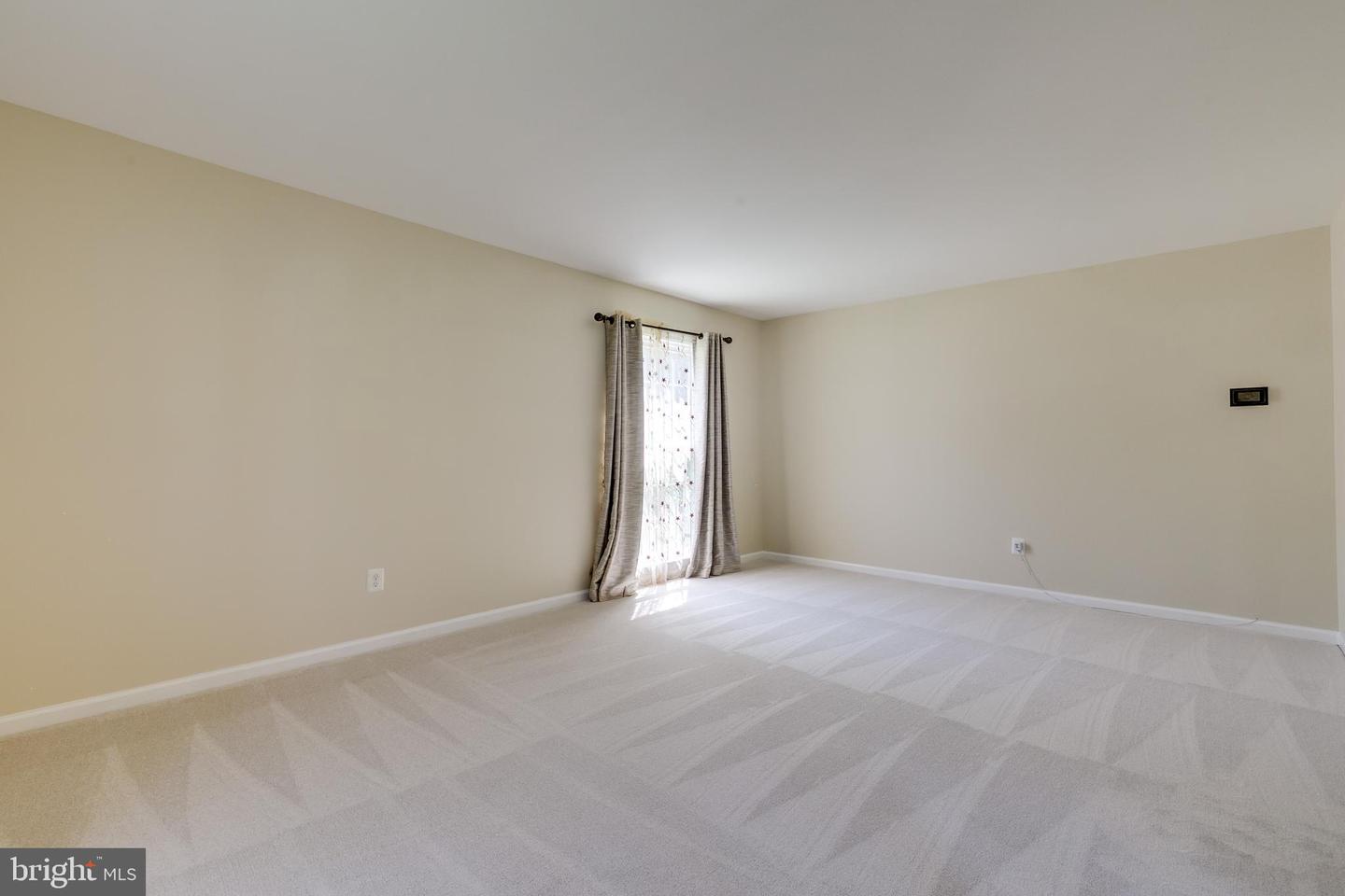 7007 BARNACLE PL, BURKE, Virginia 22015, 4 Bedrooms Bedrooms, ,2 BathroomsBathrooms,Residential,For sale,7007 BARNACLE PL,VAFX2248256 MLS # VAFX2248256