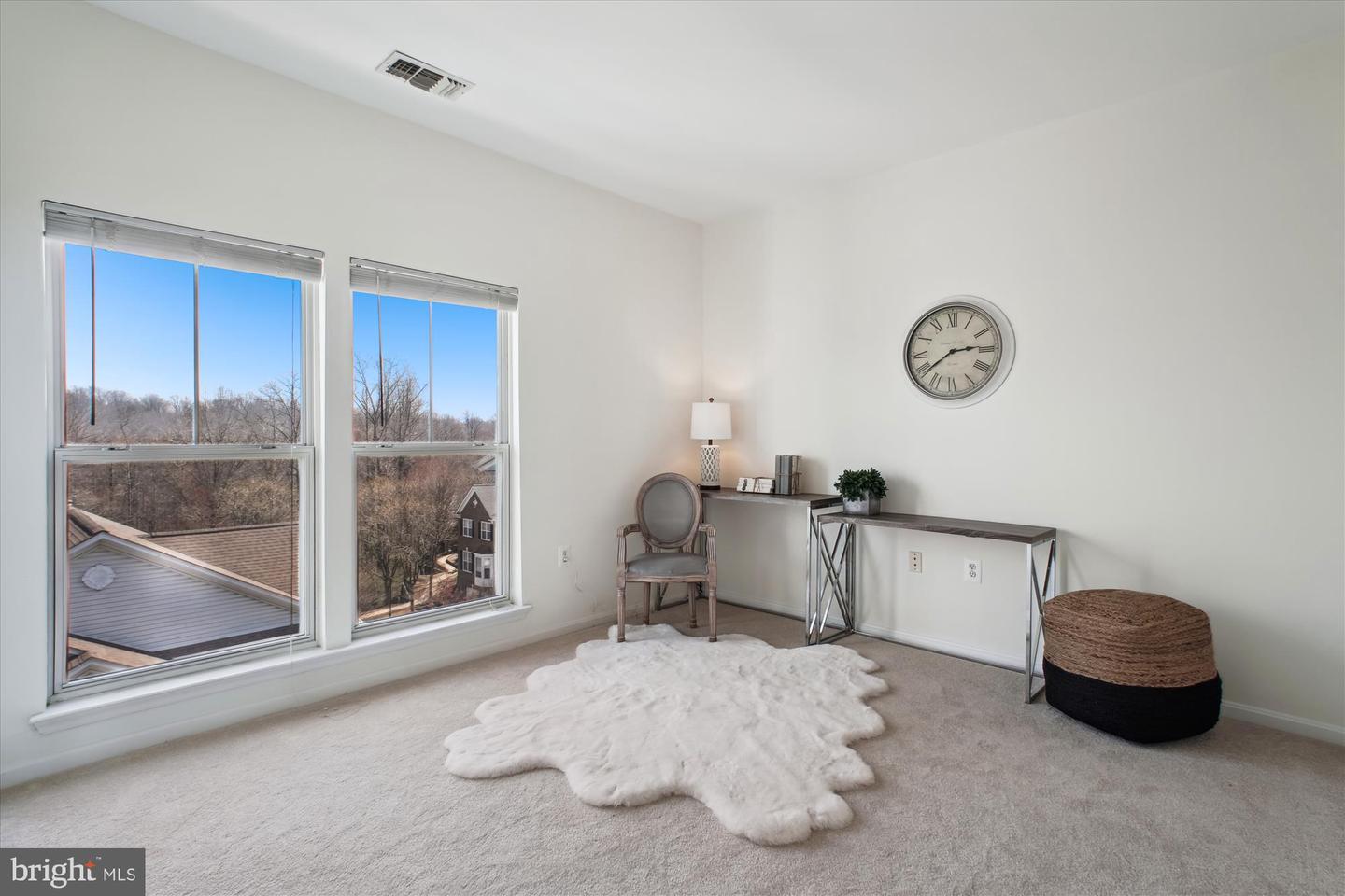 2911 DEER HOLLOW WAY #421 & 422, FAIRFAX, Virginia 22031, 3 Bedrooms Bedrooms, 10 Rooms Rooms,3 BathroomsBathrooms,Residential,For sale,2911 DEER HOLLOW WAY #421 & 422,VAFX2248266 MLS # VAFX2248266