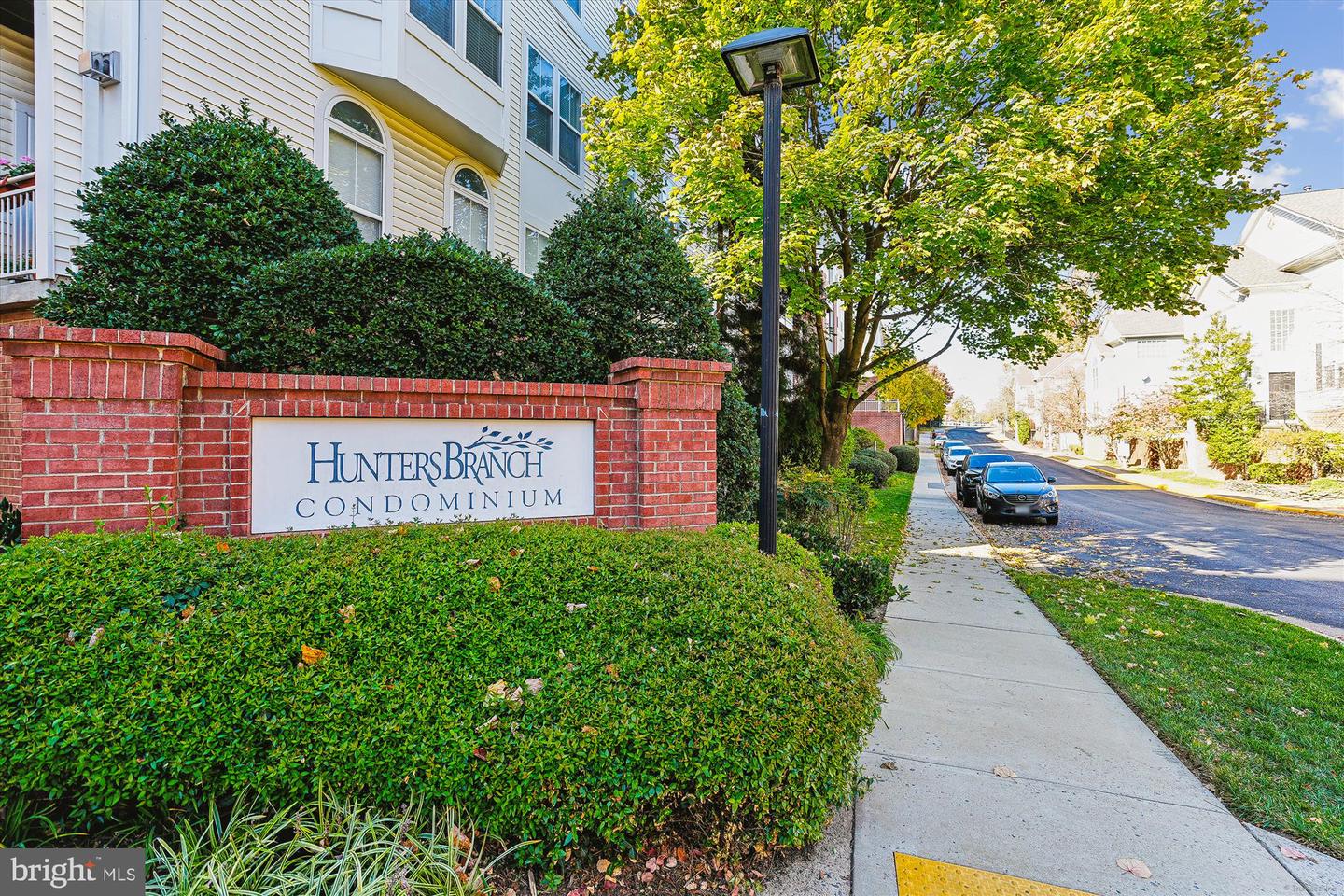 2911 DEER HOLLOW WAY #421 & 422, FAIRFAX, Virginia 22031, 3 Bedrooms Bedrooms, 10 Rooms Rooms,3 BathroomsBathrooms,Residential,For sale,2911 DEER HOLLOW WAY #421 & 422,VAFX2248266 MLS # VAFX2248266