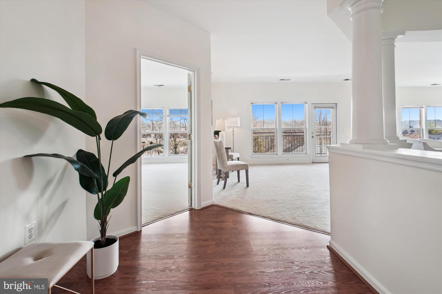 2911 DEER HOLLOW WAY #421 & 422, FAIRFAX, Virginia 22031, 3 Bedrooms Bedrooms, 10 Rooms Rooms,3 BathroomsBathrooms,Residential,For sale,2911 DEER HOLLOW WAY #421 & 422,VAFX2248266 MLS # VAFX2248266