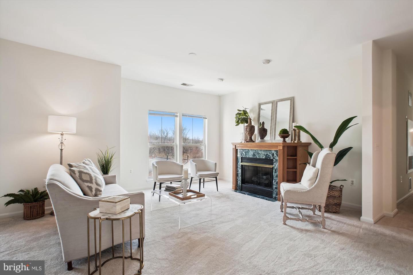 2911 DEER HOLLOW WAY #421 & 422, FAIRFAX, Virginia 22031, 3 Bedrooms Bedrooms, 10 Rooms Rooms,3 BathroomsBathrooms,Residential,For sale,2911 DEER HOLLOW WAY #421 & 422,VAFX2248266 MLS # VAFX2248266