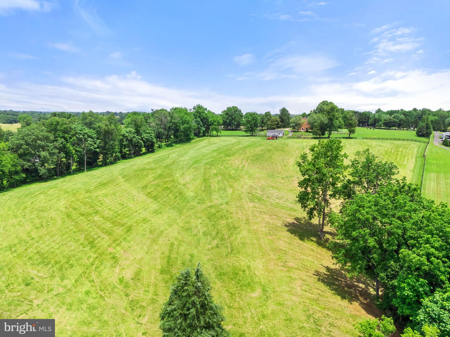 35653 MILLVILLE RD, MIDDLEBURG, Virginia 20117, 4 Bedrooms Bedrooms, ,3 BathroomsBathrooms,Residential,For sale,35653 MILLVILLE RD,VALO2099874 MLS # VALO2099874