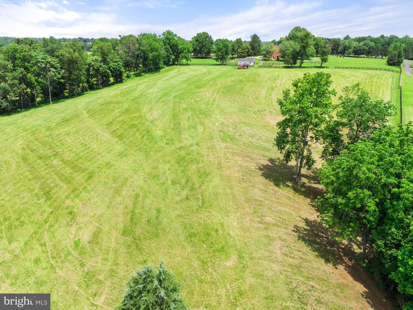 35653 MILLVILLE RD, MIDDLEBURG, Virginia 20117, 4 Bedrooms Bedrooms, ,3 BathroomsBathrooms,Residential,For sale,35653 MILLVILLE RD,VALO2099874 MLS # VALO2099874