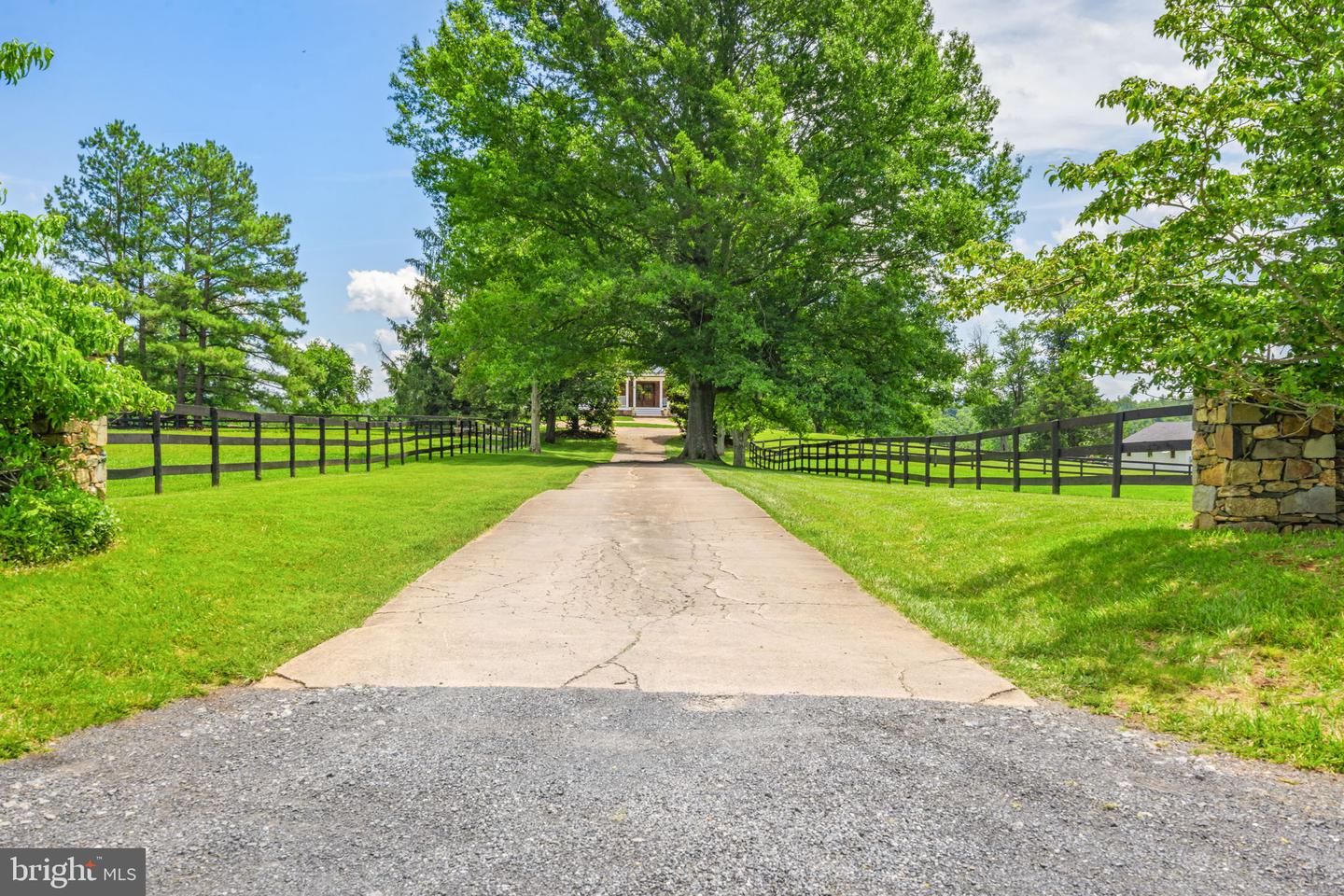 35653 MILLVILLE RD, MIDDLEBURG, Virginia 20117, 4 Bedrooms Bedrooms, ,3 BathroomsBathrooms,Residential,For sale,35653 MILLVILLE RD,VALO2099874 MLS # VALO2099874