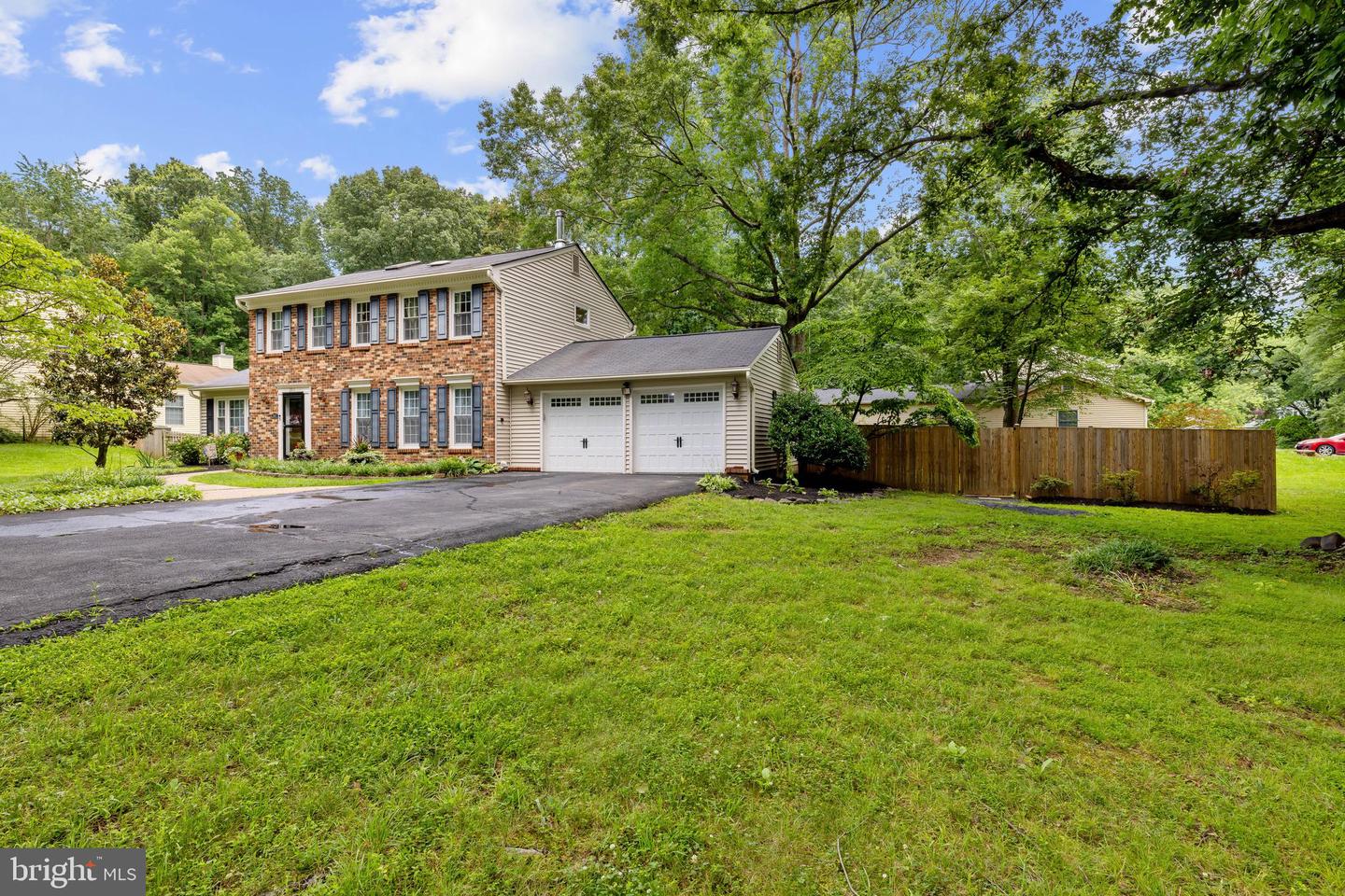 2411 ROSEDOWN DR, RESTON, Virginia 20191, 3 Bedrooms Bedrooms, ,4 BathroomsBathrooms,Residential,For sale,2411 ROSEDOWN DR,VAFX2248720 MLS # VAFX2248720